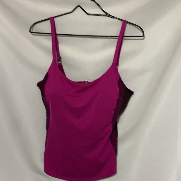 ATHLETA WO SIZE 38B/C SPORTS TANK TOP/ TANKINI SWIM TOP FUSHIA WINE COLOR CLEAN - Picture 5 of 12